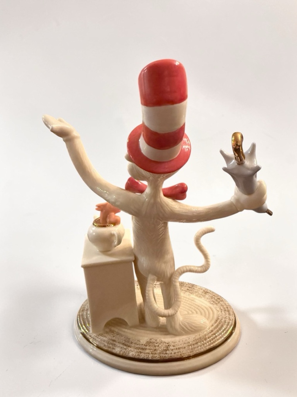 Lenox Dr. Seuss The Cat in the Hat Ivory China Figurine 24k Gold Accents - Picture 8 of 12